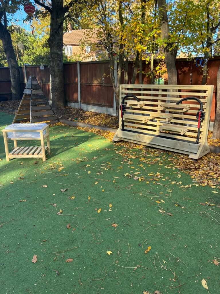 11579ca9-a844-42dc-b1f1-498582f0b4db